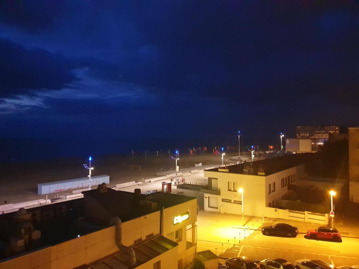 Studio Vue Mer Au Coeur De Malo Les Bains Pieds Dans L Eau Dunkirk Екстер'єр фото